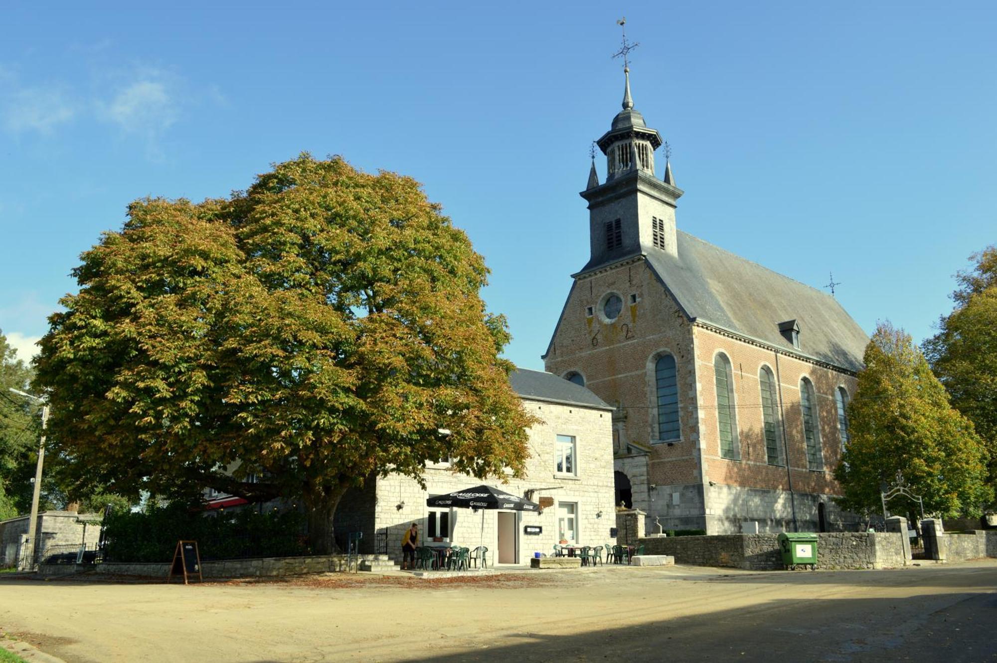 乐维尤克斯马罗尼埃住宿加早餐旅馆 Foy-Notre-Dame 外观 照片